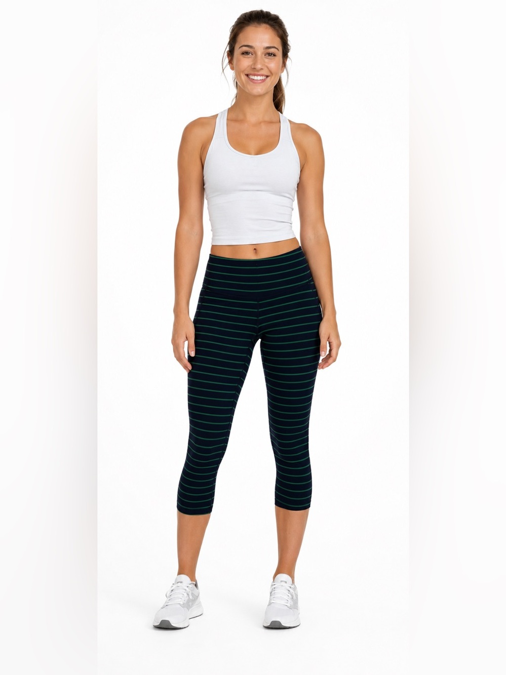 Athleta Women’s Striped Chaturanga Capri Navy Green Athletic Pants Size XS. OLI-